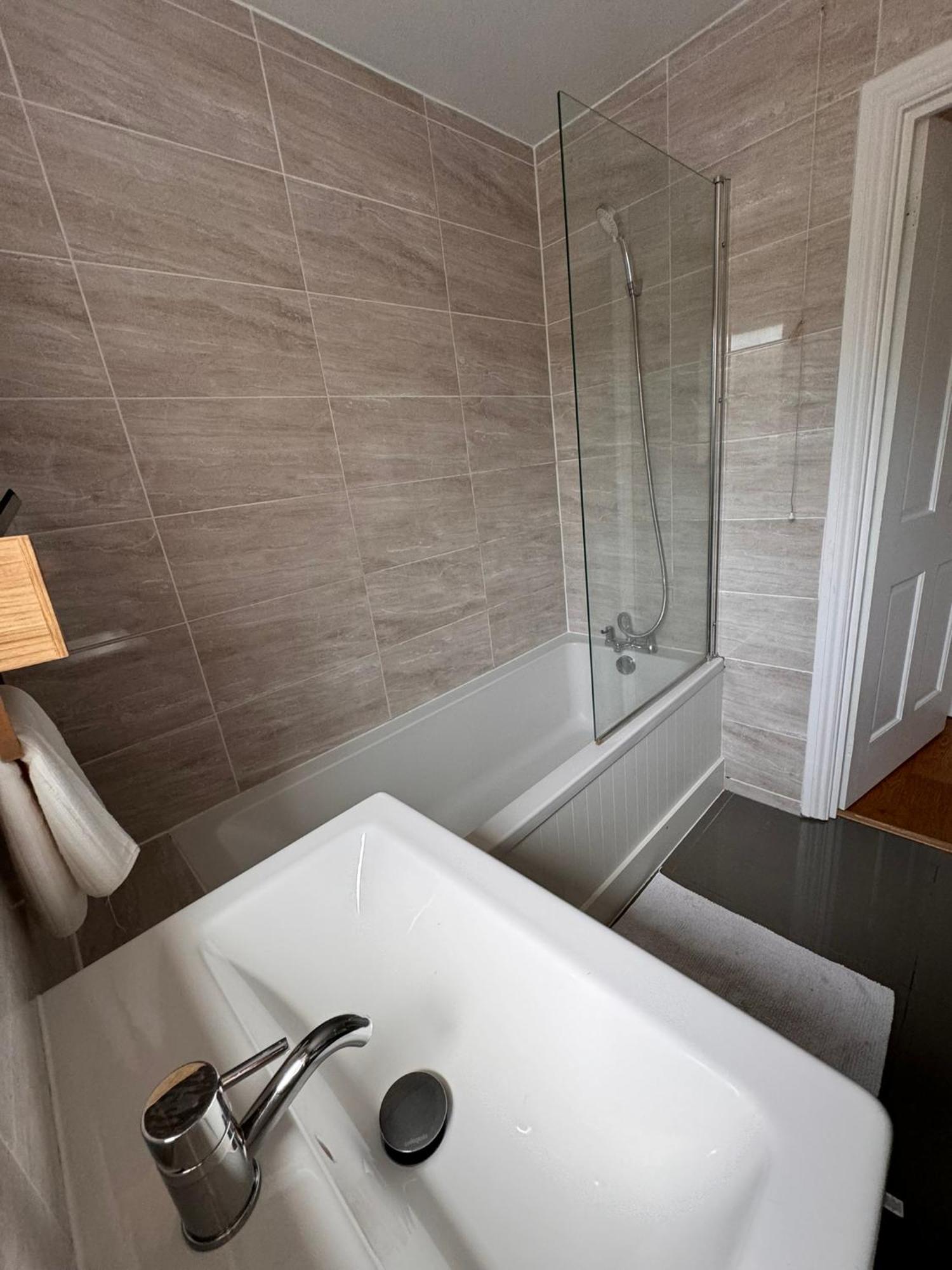 2-Bedroom Flat Walking Distance To Excel London - Perfect Location! Ngoại thất bức ảnh