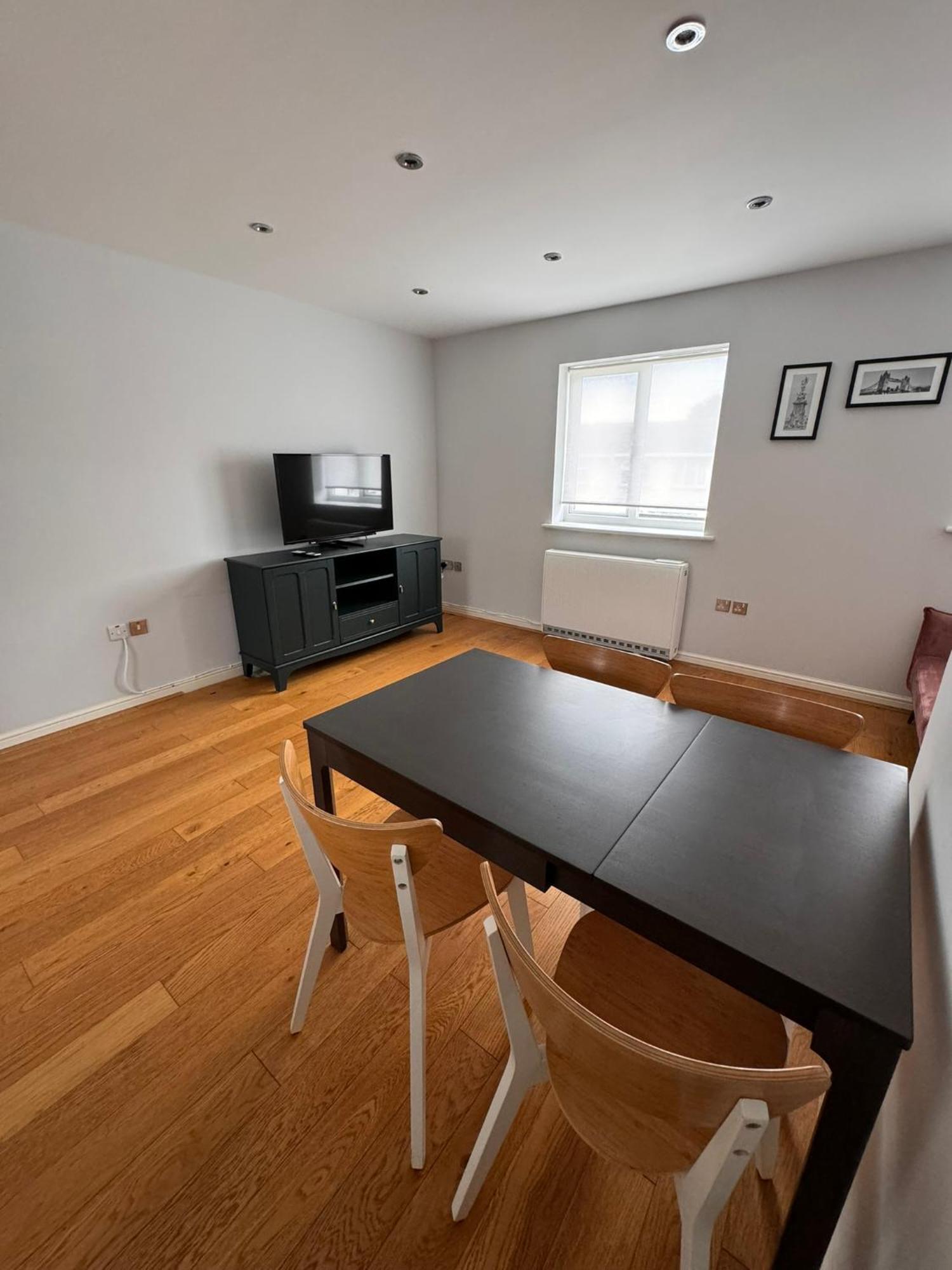 2-Bedroom Flat Walking Distance To Excel London - Perfect Location! Ngoại thất bức ảnh