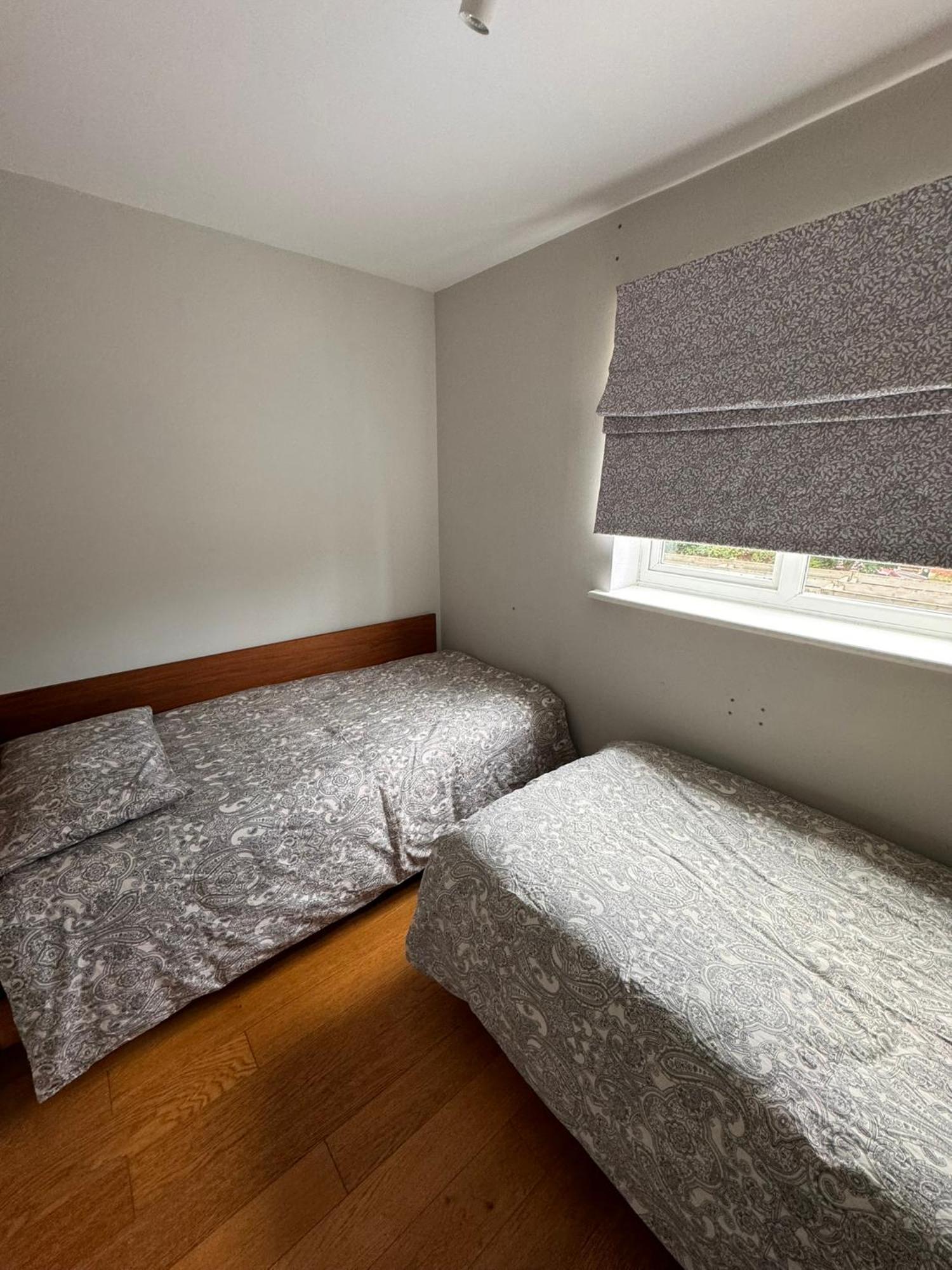 2-Bedroom Flat Walking Distance To Excel London - Perfect Location! Ngoại thất bức ảnh